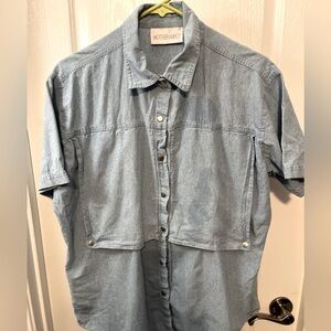 Motherhood Maternity Nursing Top. Size L